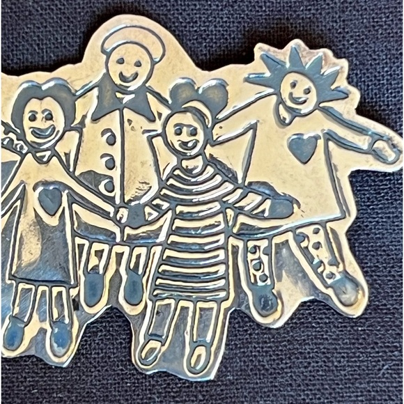 Sterling Save the Children Brooch - Picture 3 of 12